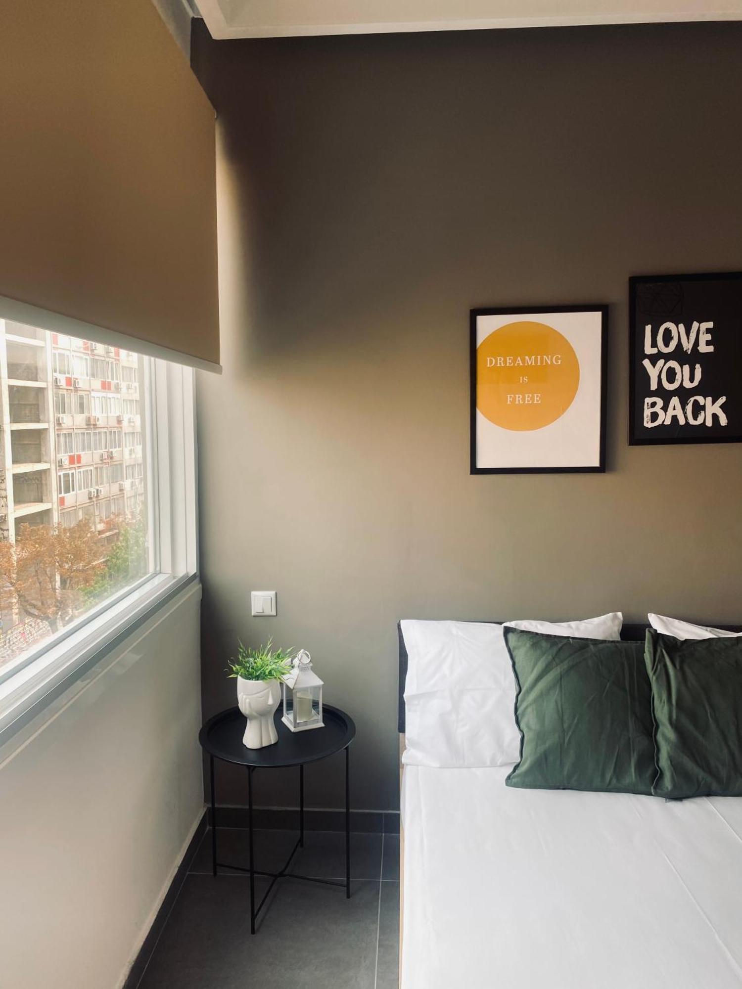 Rainbow Suites 塞萨洛尼基 外观 照片